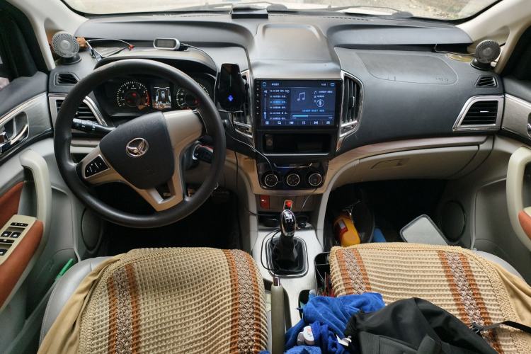 Used HYOSOW H3 2016 H3F 1.5L Manual Luxury Model Center Console
