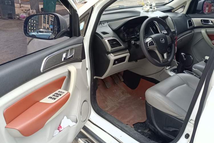 Used HYOSOW H3 2016 H3F 1.5L Manual Prestige Edition Driver Seat