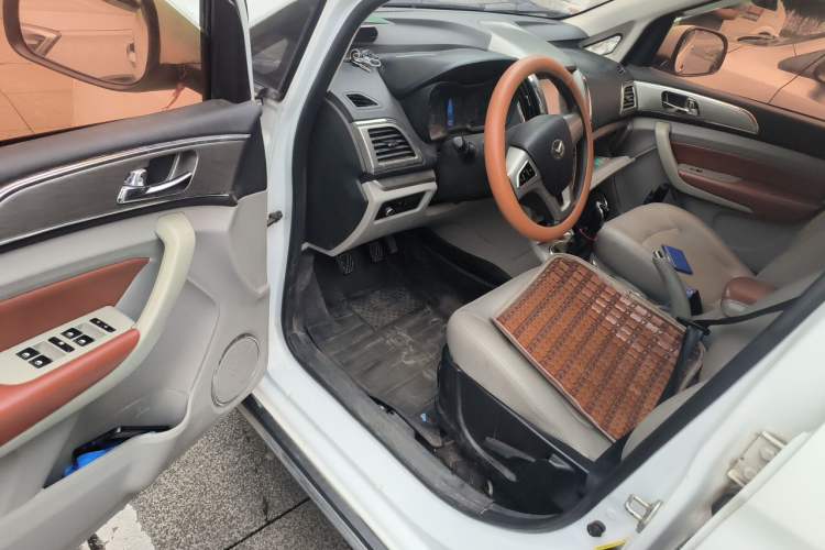 Used HYOSOW H3 2016 H3F 1.5L Manual Prestige Edition Driver Seat