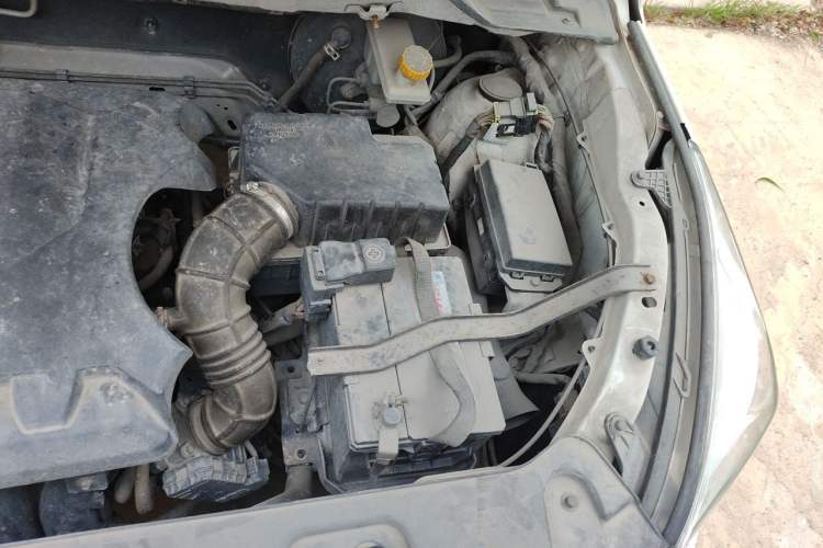 Used HYOSOW H3 2016 H3F 1.5L Manual Prestige Edition Engine Bay Left