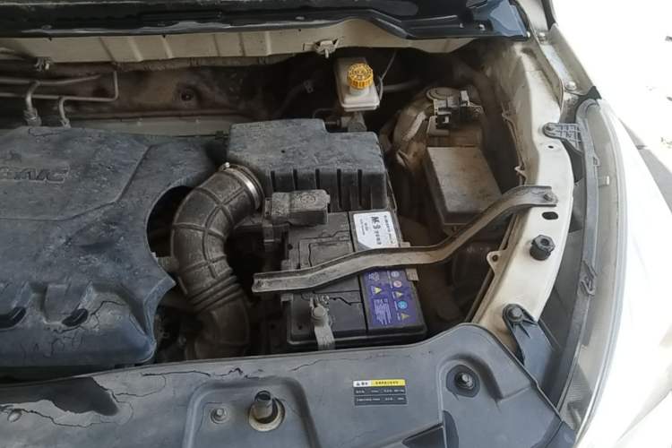 Used HYOSOW H3 2016 H3F 1.5L Manual Luxury Model Engine Bay Left