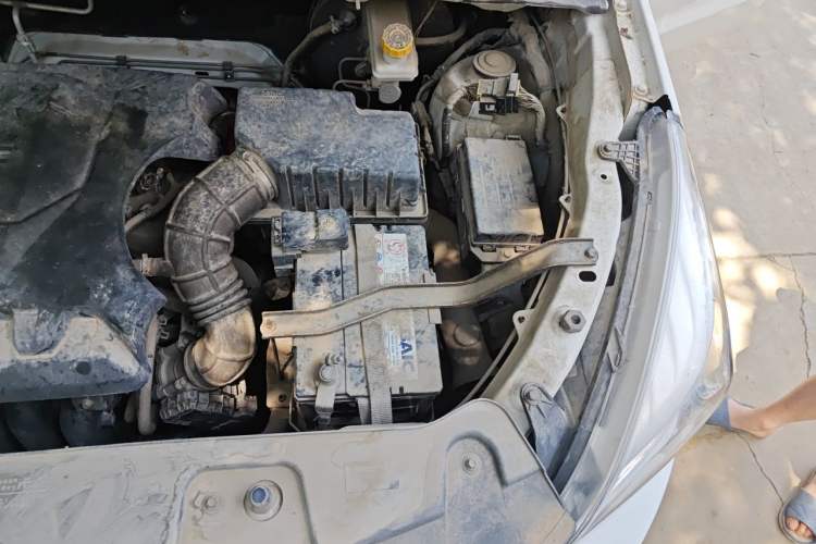 Used HYOSOW H3 2016 H3F 1.5L Manual Prestige Edition Engine Bay Left