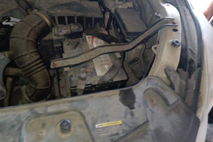 Used HYOSOW H3 2016 H3F 1.5L Manual Luxury Model Engine Bay Left