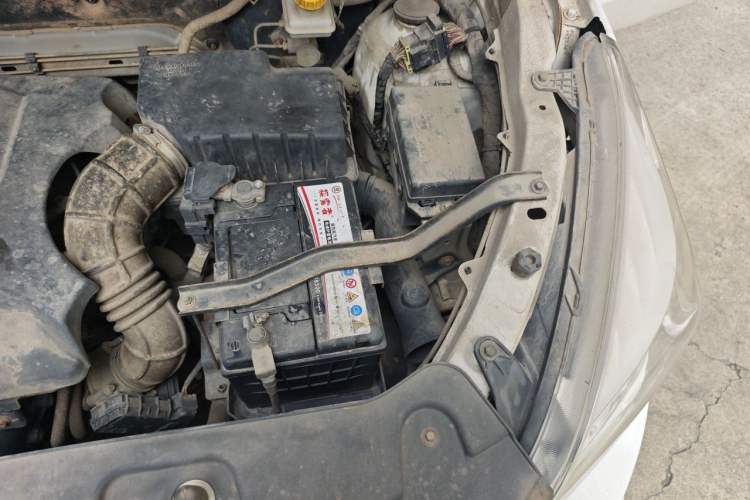 Used HYOSOW H3 2016 H3F 1.5L Manual Prestige Edition Engine Bay Left