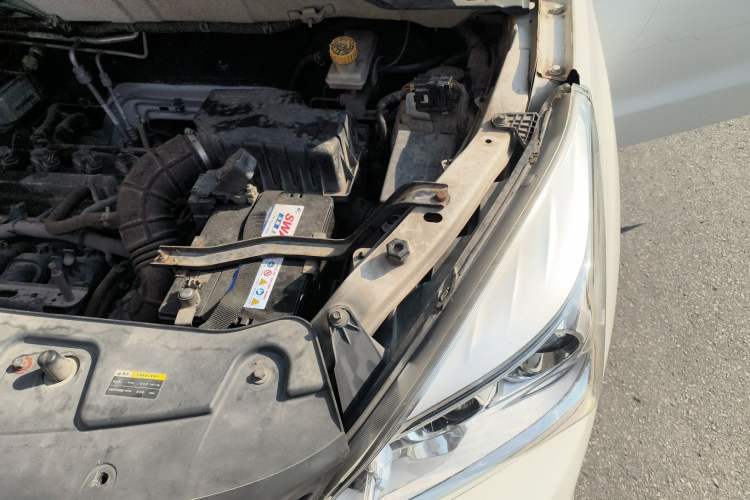 Used HYOSOW H3 2016 H3F 1.5L Manual Prestige Edition Engine Bay Left
