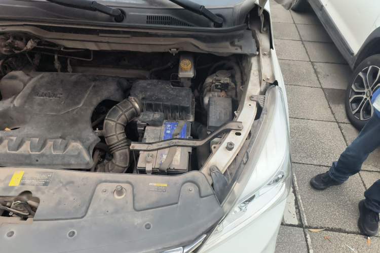 Used HYOSOW H3 2016 H3F 1.5L Manual Prestige Edition Engine Bay Left