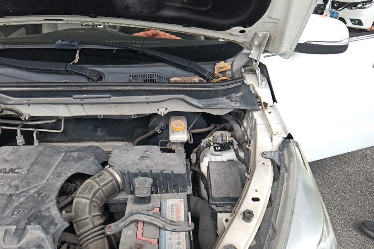 Used HYOSOW H3 2016 H3F 1.5L Manual Prestige Edition Engine Bay Left
