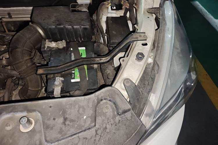 Used HYOSOW H3 2016 H3F 1.5L Manual Prestige Edition Engine Bay Left