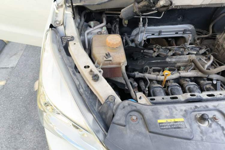 Used HYOSOW H3 2016 H3F 1.5L Manual Prestige Edition Engine Bay Right