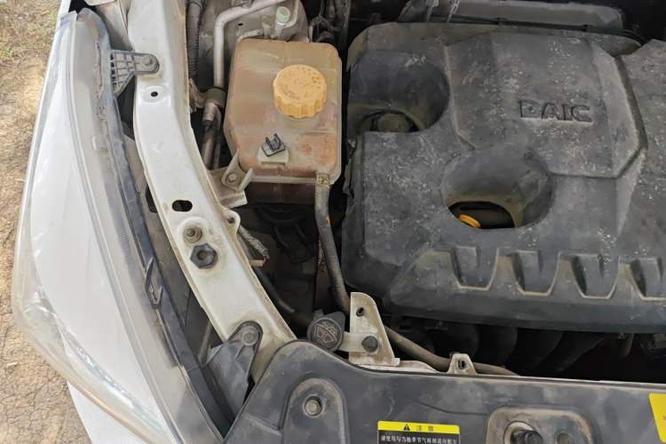 Used HYOSOW H3 2016 H3F 1.5L Manual Prestige Edition Engine Bay Right