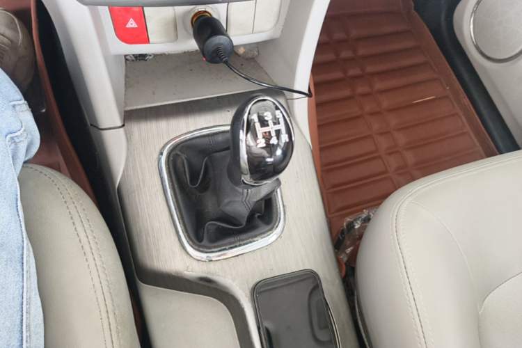 Used HYOSOW H3 2016 H3F 1.5L Manual Prestige Edition Gear Lever