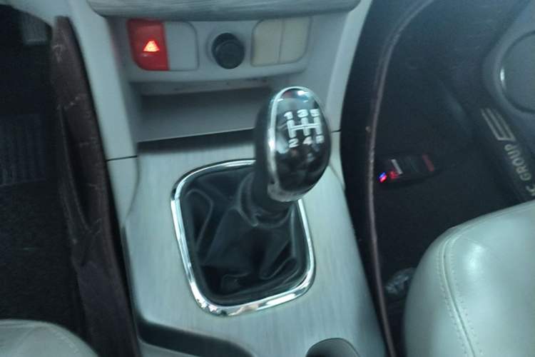 Used HYOSOW H3 2016 H3F 1.5L Manual Prestige Edition Gear Lever