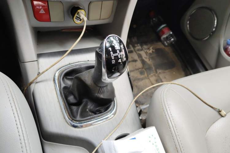 Used HYOSOW H3 2016 H3F 1.5L Manual Prestige Edition Gear Lever
