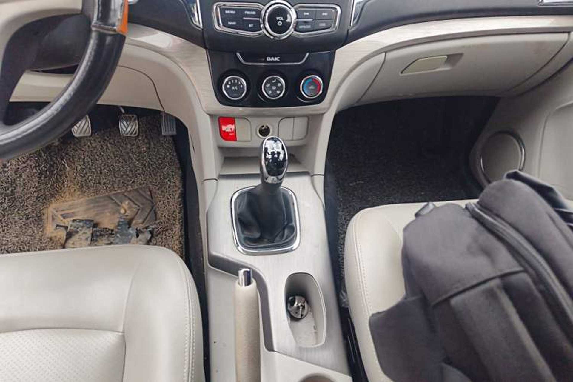 Used HYOSOW H3 2016 H3F 1.5L Manual Prestige Edition Gear Lever