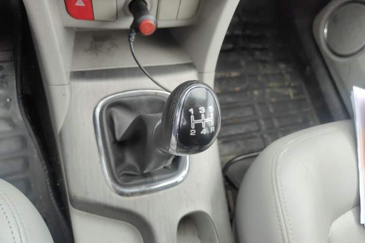 Used HYOSOW H3 2016 H3F 1.5L Manual Luxury Model Gear Lever
