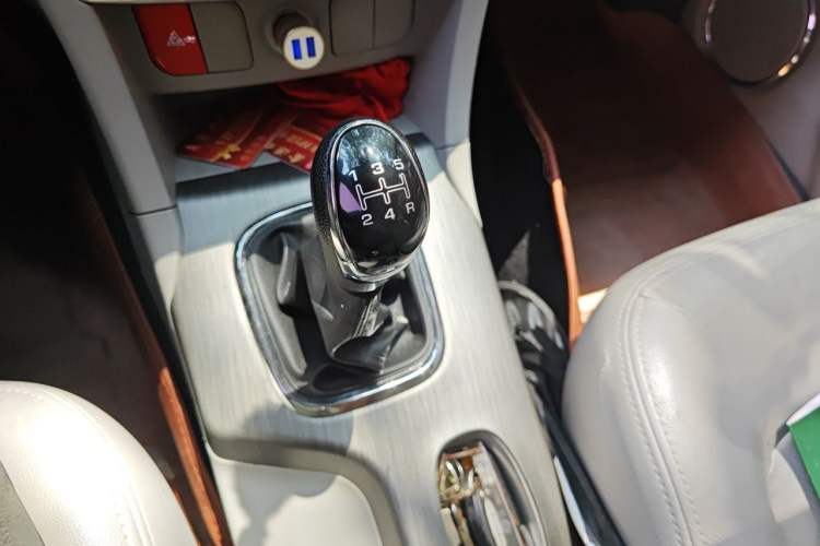 Used HYOSOW H3 2016 H3F 1.5L Manual Prestige Edition Gear Lever
