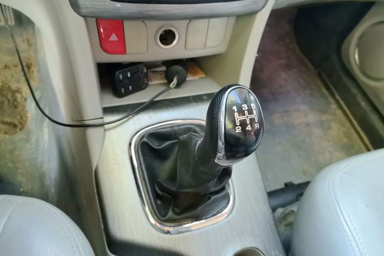 Used HYOSOW H3 2016 H3F 1.5L Manual Prestige Edition Gear Lever