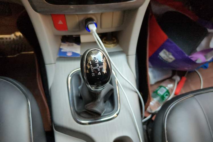 Used HYOSOW H3 2016 H3F 1.5L Manual Prestige Edition Gear Lever