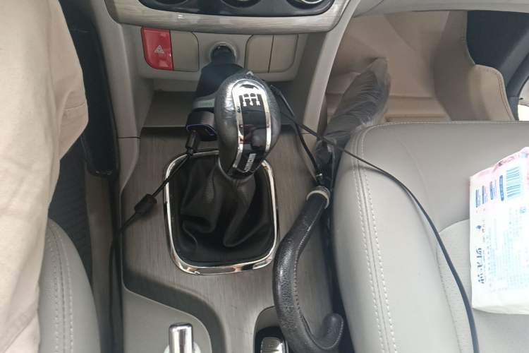 Used HYOSOW H3 2016 H3F 1.5L Manual Prestige Edition Gear Lever