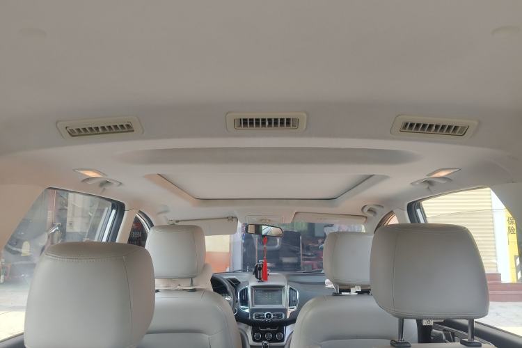 Used HYOSOW H3 2016 H3F 1.5L Manual Prestige Edition Headliner