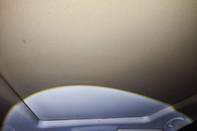 Used HYOSOW H3 2016 H3F 1.5L Manual Prestige Edition Headliner