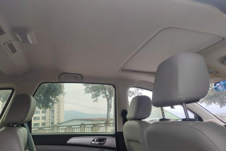 Used HYOSOW H3 2016 H3F 1.5L Manual Luxury Model Interior 5