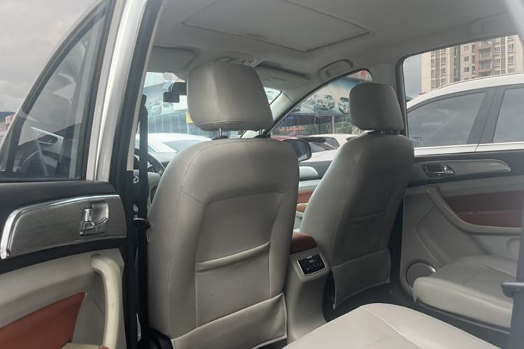 Used HYOSOW H3 2016 H3F 1.5L Manual Luxury Model Interior 5
