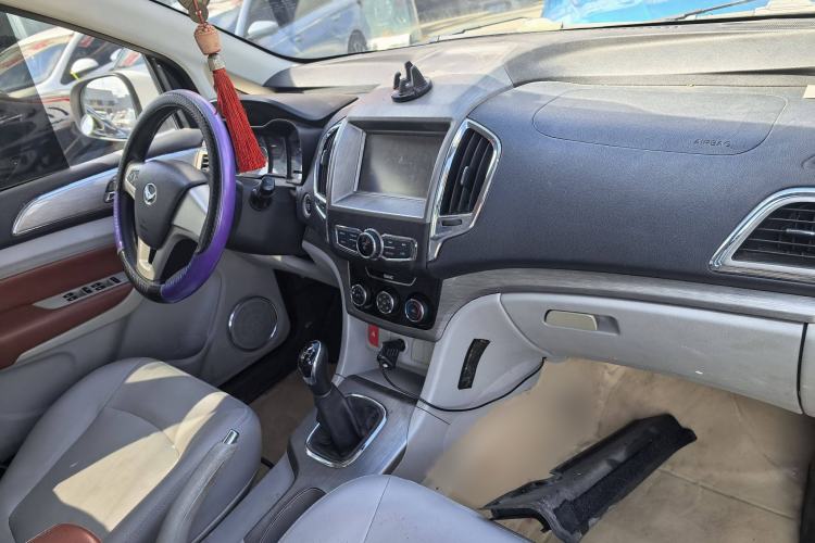 Used HYOSOW H3 2016 H3F 1.5L Manual Prestige Edition Interior 7