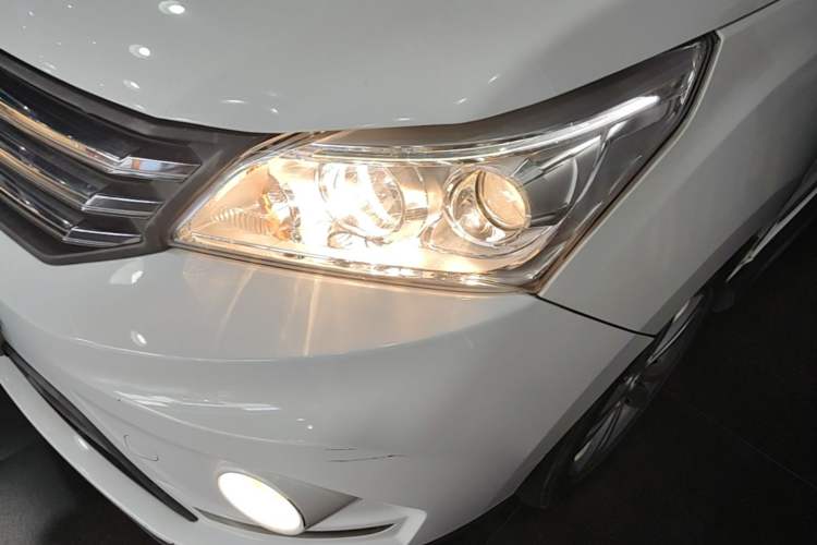 Used HYOSOW H3 2016 H3F 1.5L Manual Prestige Edition Left Front Headlight