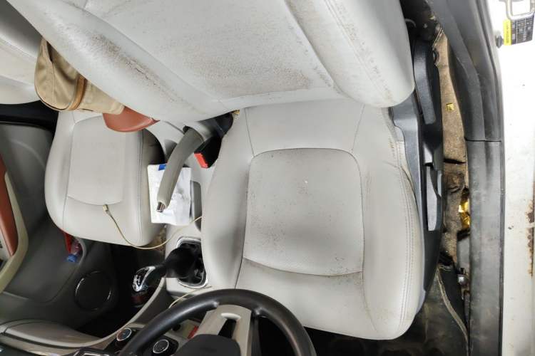 Used HYOSOW H3 2016 H3F 1.5L Manual Prestige Edition Left Front Seat