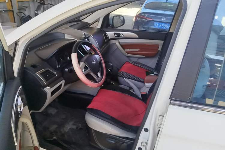 Used HYOSOW H3 2016 H3F 1.5L Manual Luxury Model Left Front Seat