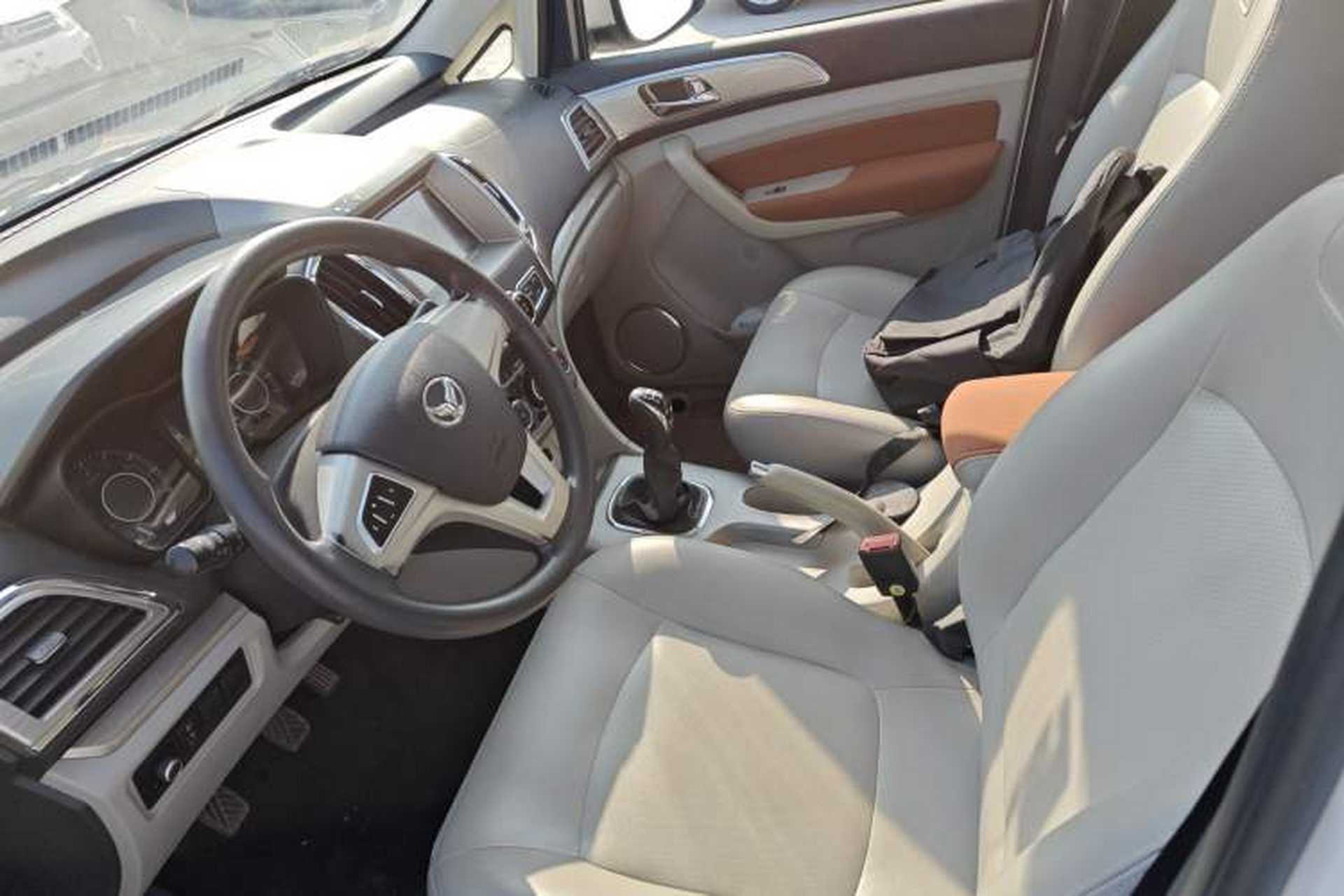 Used HYOSOW H3 2016 H3F 1.5L Manual Luxury Model Left Front Seat