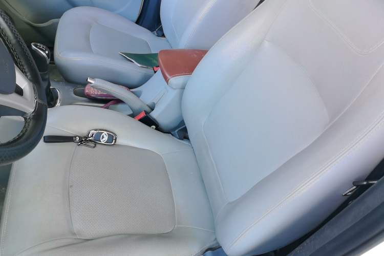 Used HYOSOW H3 2016 H3F 1.5L Manual Prestige Edition Left Front Seat