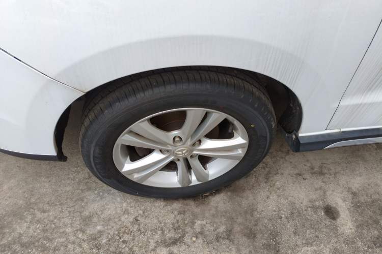 Used HYOSOW H3 2016 H3F 1.5L Manual Luxury Model Left Front Wheel Hub