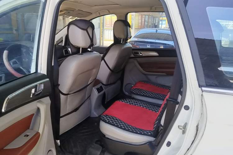 Used HYOSOW H3 2016 H3F 1.5L Manual Luxury Model Left Rear Seat