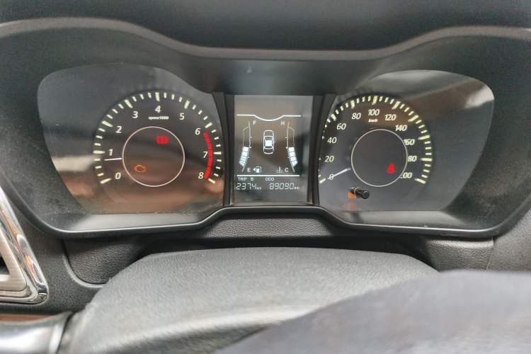 Used HYOSOW H3 2016 H3F 1.5L Manual Luxury Model Odometer Close Up