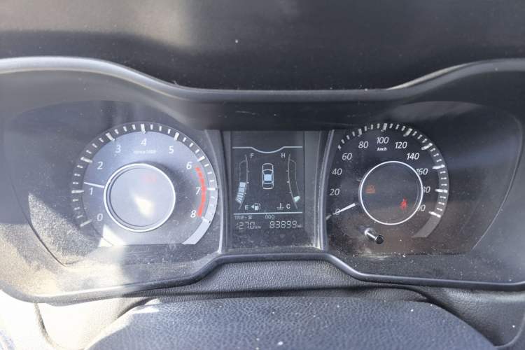 Used HYOSOW H3 2016 H3F 1.5L Manual Prestige Edition Odometer Close Up