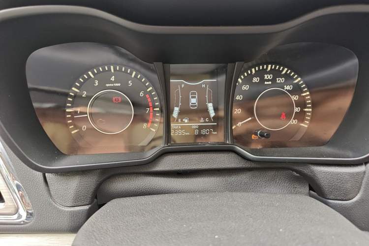 Used HYOSOW H3 2016 H3F 1.5L Manual Luxury Model Odometer Close Up