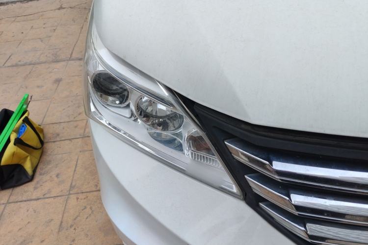 Used HYOSOW H3 2016 H3F 1.5L Manual Prestige Edition Right Front Headlight