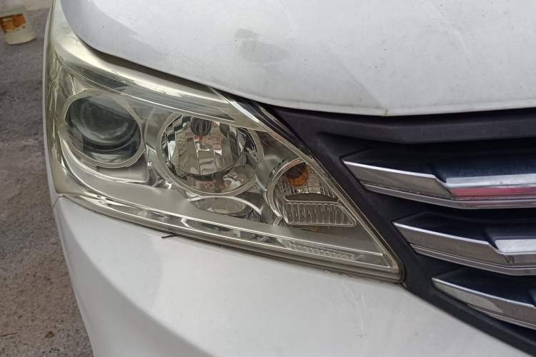 Used HYOSOW H3 2016 H3F 1.5L Manual Prestige Edition Right Front Headlight