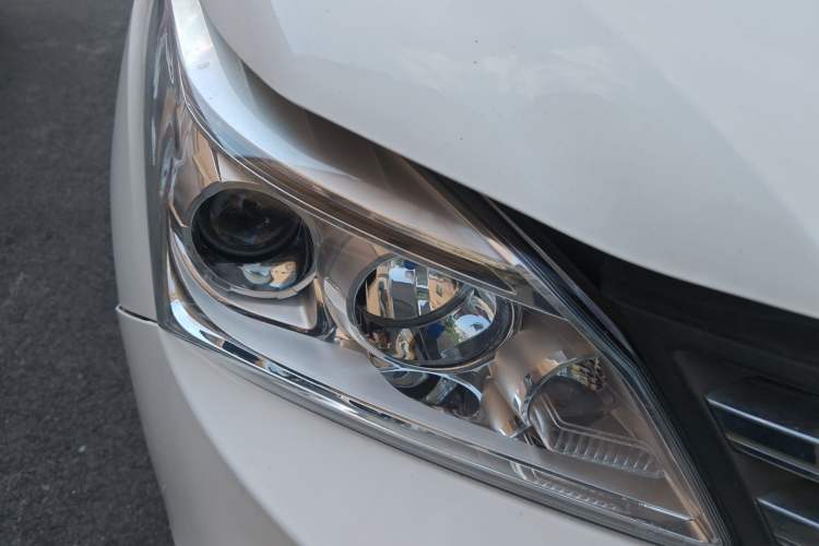 Used HYOSOW H3 2016 H3F 1.5L Manual Prestige Edition Right Front Headlight