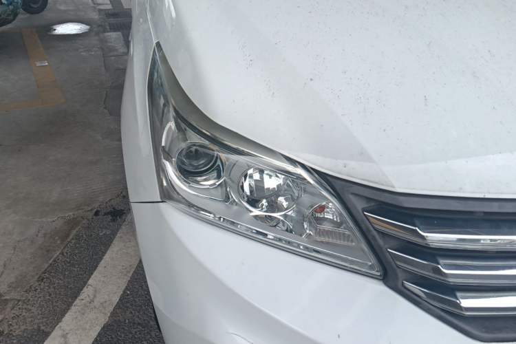 Used HYOSOW H3 2016 H3F 1.5L Manual Prestige Edition Right Front Headlight