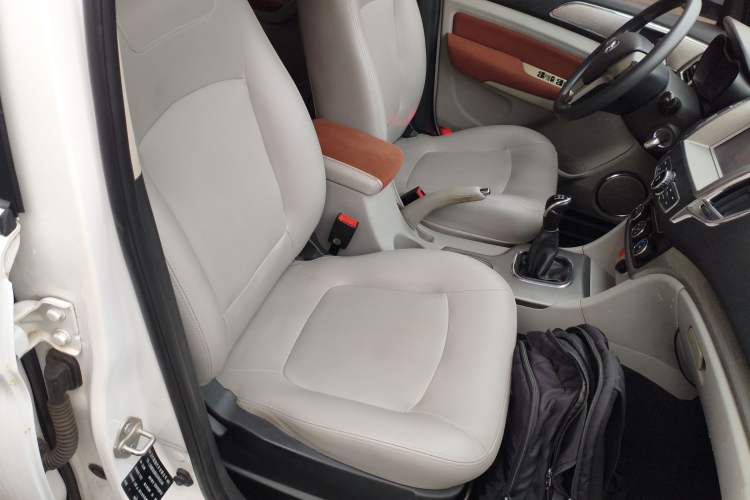 Used HYOSOW H3 2016 H3F 1.5L Manual Luxury Model Right Front Seat