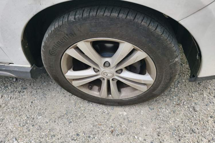 Used HYOSOW H3 2016 H3F 1.5L Manual Luxury Model Right Front Wheel Hub