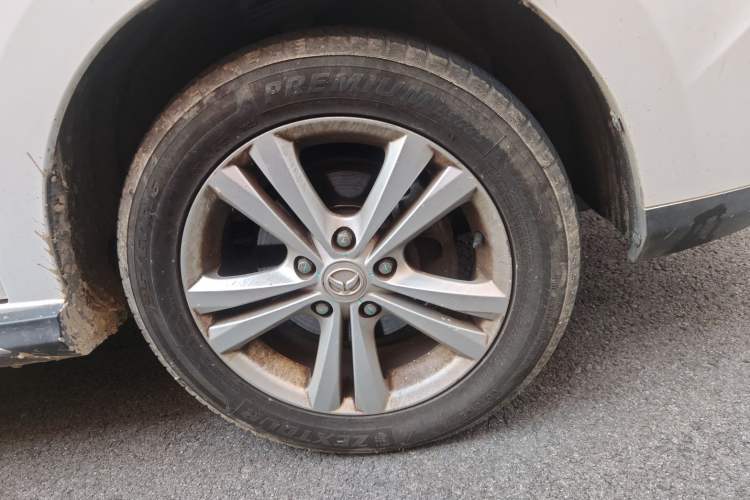 Used HYOSOW H3 2016 H3F 1.5L Manual Prestige Edition Right Front Wheel Hub
