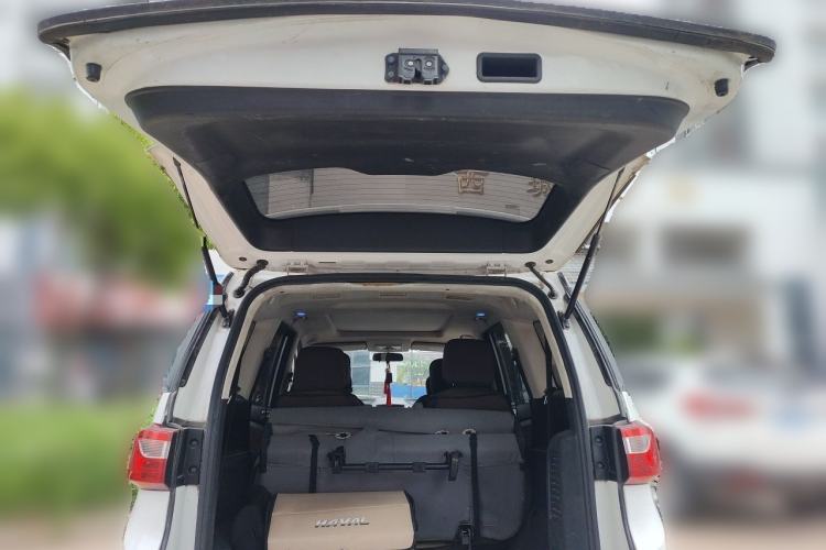 Used HYOSOW H3 2016 H3F 1.5L Manual Prestige Edition Trunk