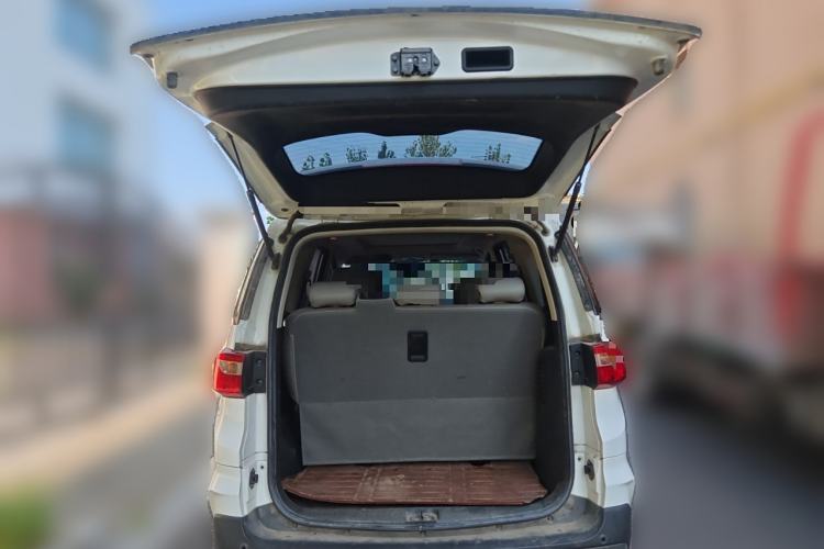 Used HYOSOW H3 2016 H3F 1.5L Manual Prestige Edition Trunk