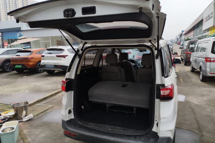 Used HYOSOW H3 2016 H3F 1.5L Manual Luxury Model Trunk