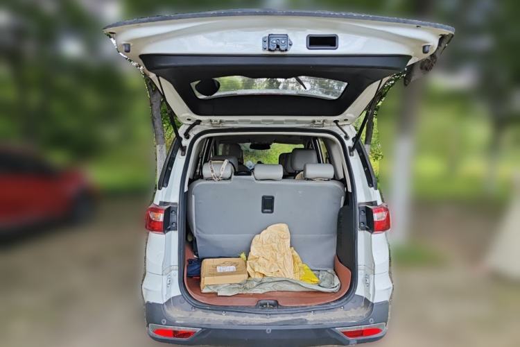 Used HYOSOW H3 2016 H3F 1.5L Manual Prestige Edition Trunk