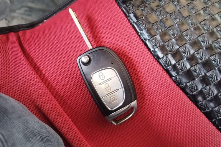 Used HYOSOW H3 2016 H3F 1.5L Manual Luxury Model Vehicle Key